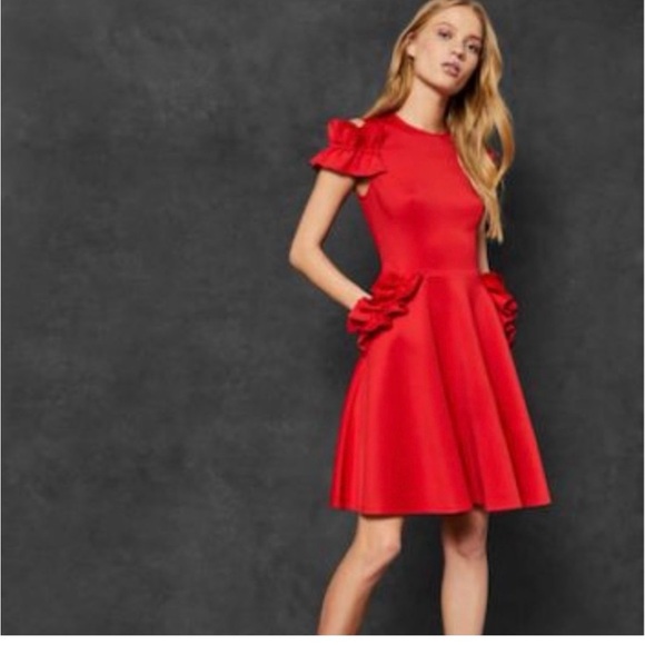 Elegant Red Ruffle Dress - Picture 5 of 9